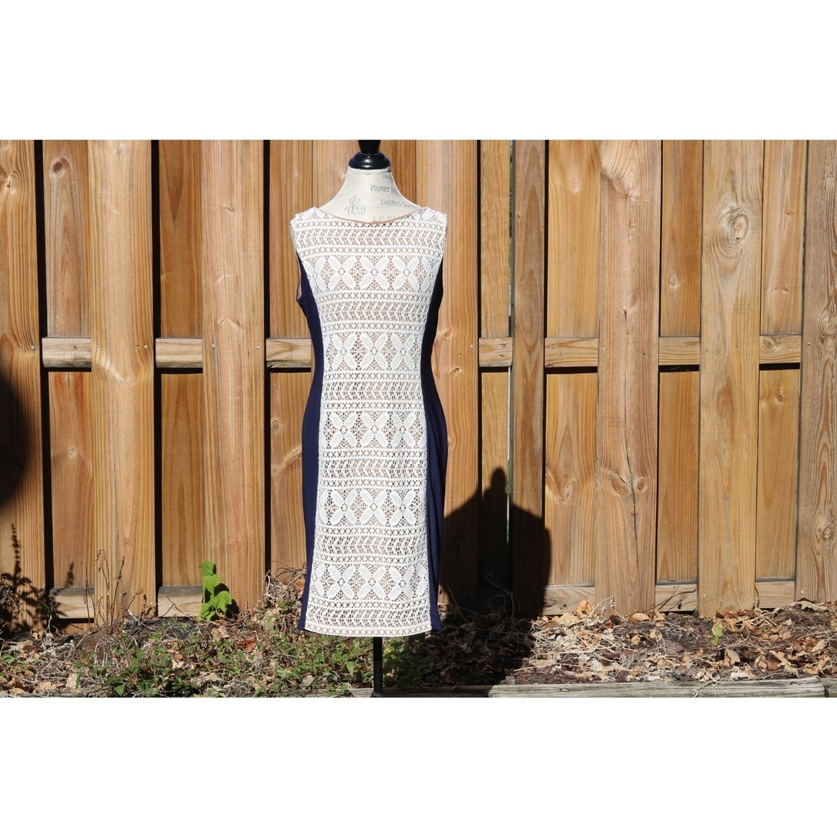 Anne Klein Navy White Contrast Crochet Lace Panel Dress Size 10 Anne Klein Navy White Contrast Crochet Lace Panel Dress Size 10