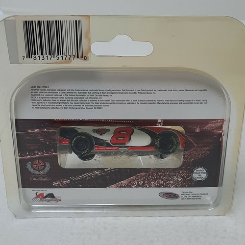 Dale Earnhardt Jr #8 250th Consecutive Start 2006 Monte Carlo SS 1/64 Limited - Picture 6 of 7
