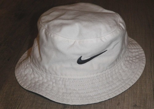 CAPPELLINO NIKE BAMBINO/A TG. UNICA, PESCATORE BIANCO, IN OTTIME CONDIZIONI  | eBay