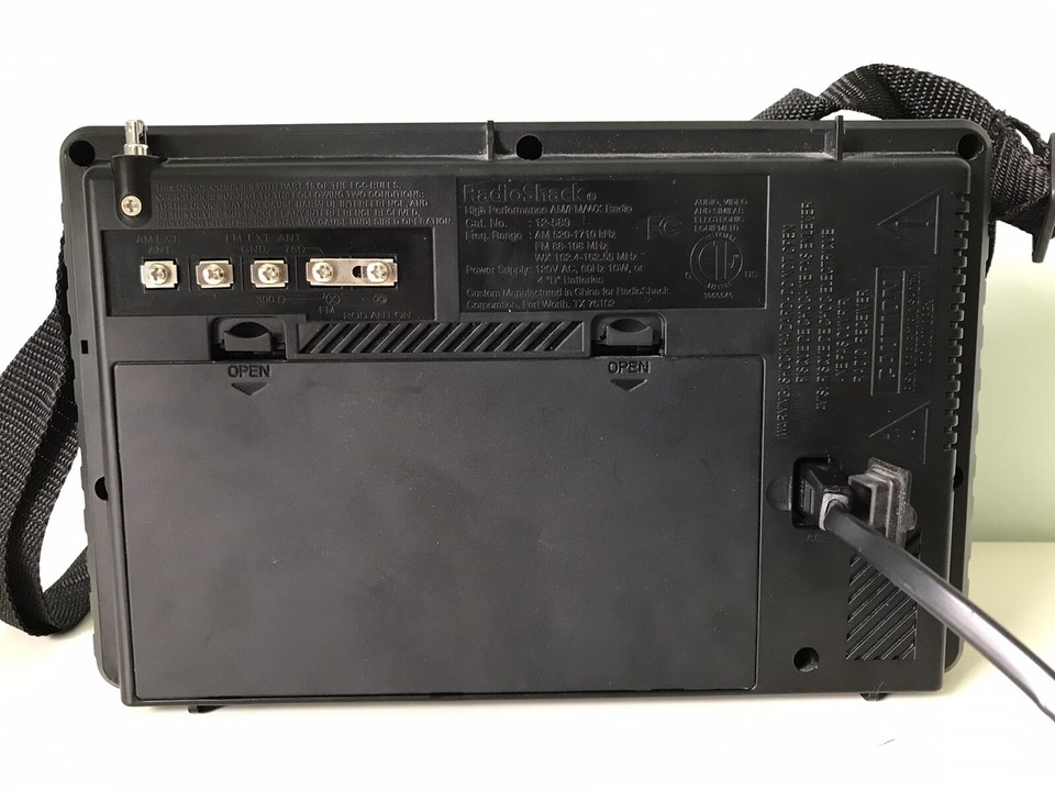 RadioShack High Performance AM/FM/WX Radio | DIGITRADIO | 12-589 ...