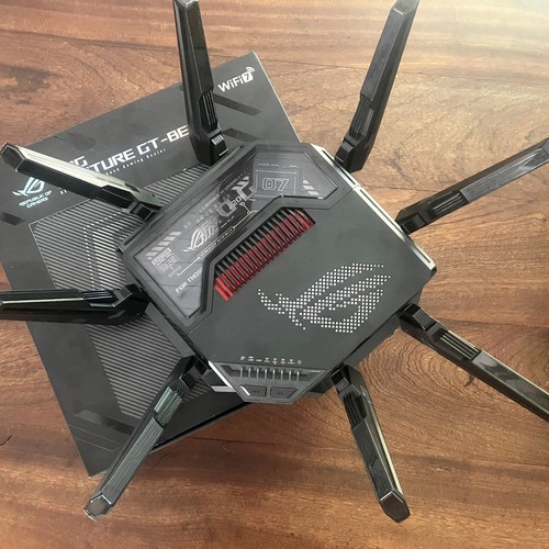 ASUS ROG Rapture GT-BE98 BE2500 Quad-Band WiFi 7 Gaming Router
