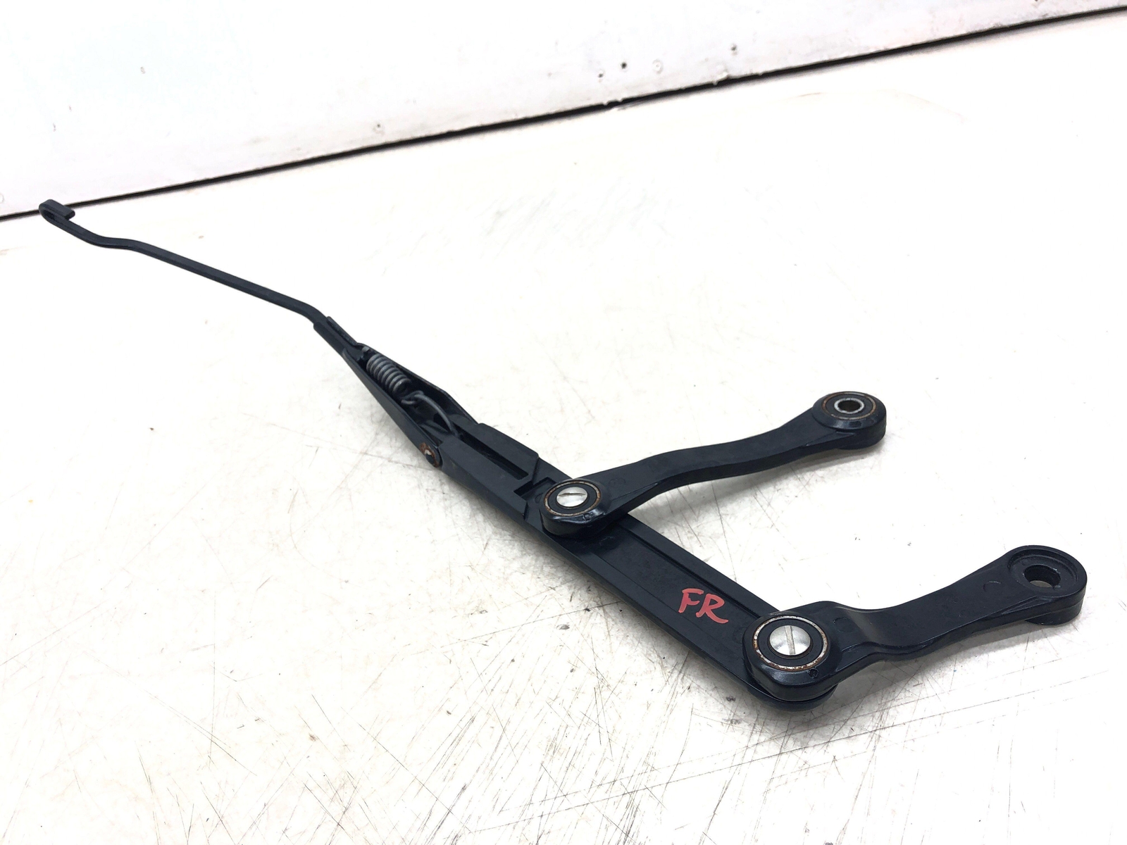 ASTON MARTIN RAPIDE FRONT WINDSHIELD WIPER ARM SET OEM