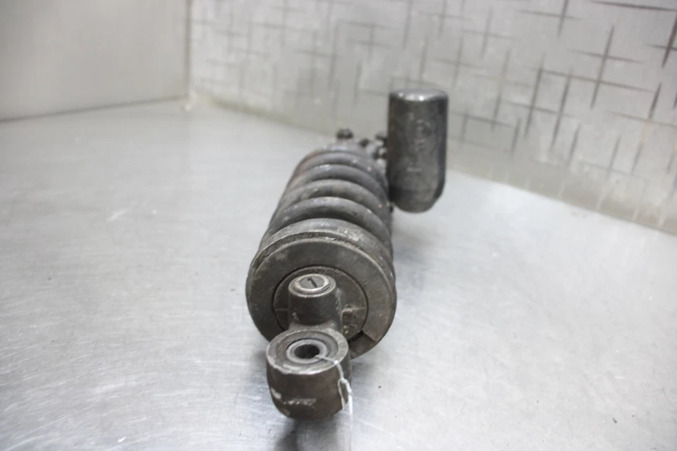 04-06 Yamaha YZF R1 1000 Rear Shock Suspension Foto 4 de 4