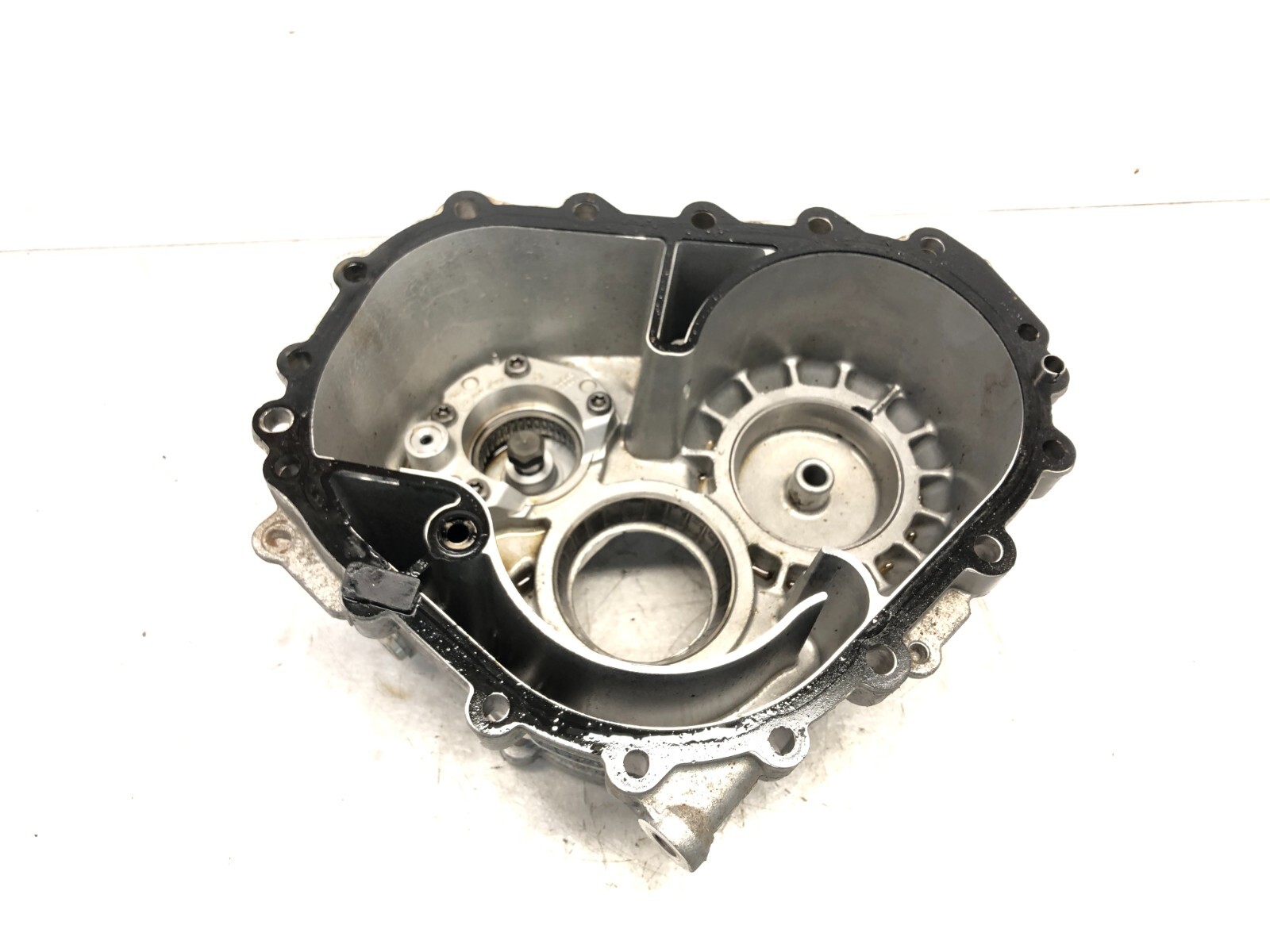 2014-2018 BENTLEY FLYING SPUR AWD TRANSFER CASE BELL HOUSING OEM.