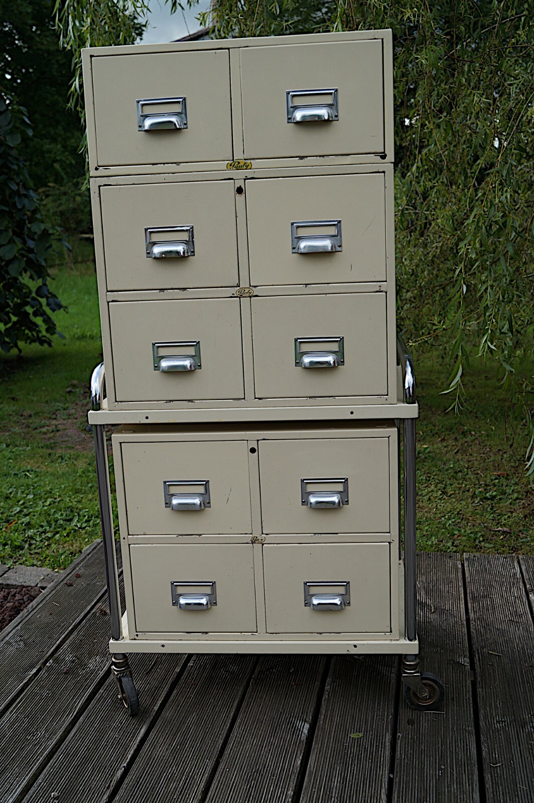 Bild 2 von 12