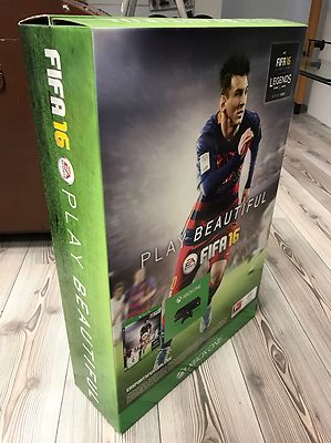 *** FIFA 16 *** Pappaufsteller*** Xbox One / PS4 / PC