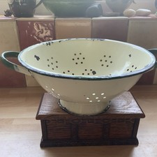 Vintage Enamel Colander Cream with Green Trim - Kitchenalia!