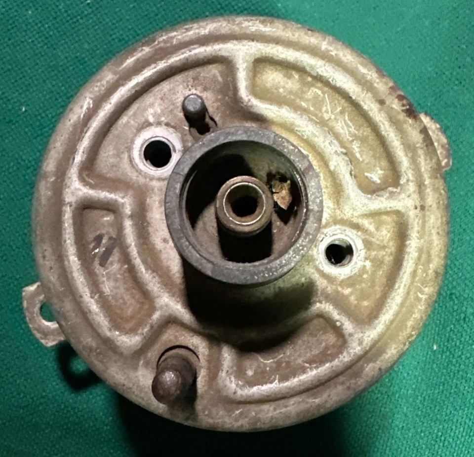 VELOCÍMETRO FORD MODELO B/18 1932 USADO PARA REPUESTOS O RESTAURACIÓN Foto 2 de 4