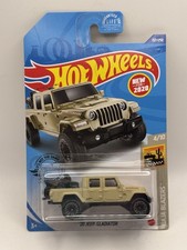 Hot Wheels Baja Blazers '20 Jeep Gladiator - 1:64 Diecast Car