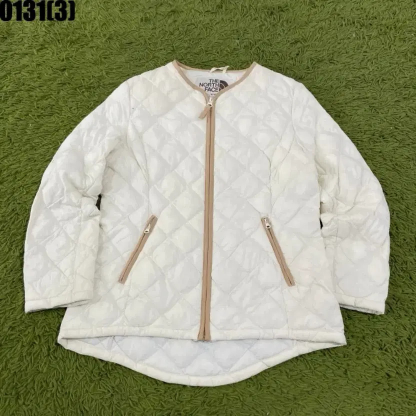 The North Face Quilted Ivory Jacket, Size M, Light Use thumbnail 7
