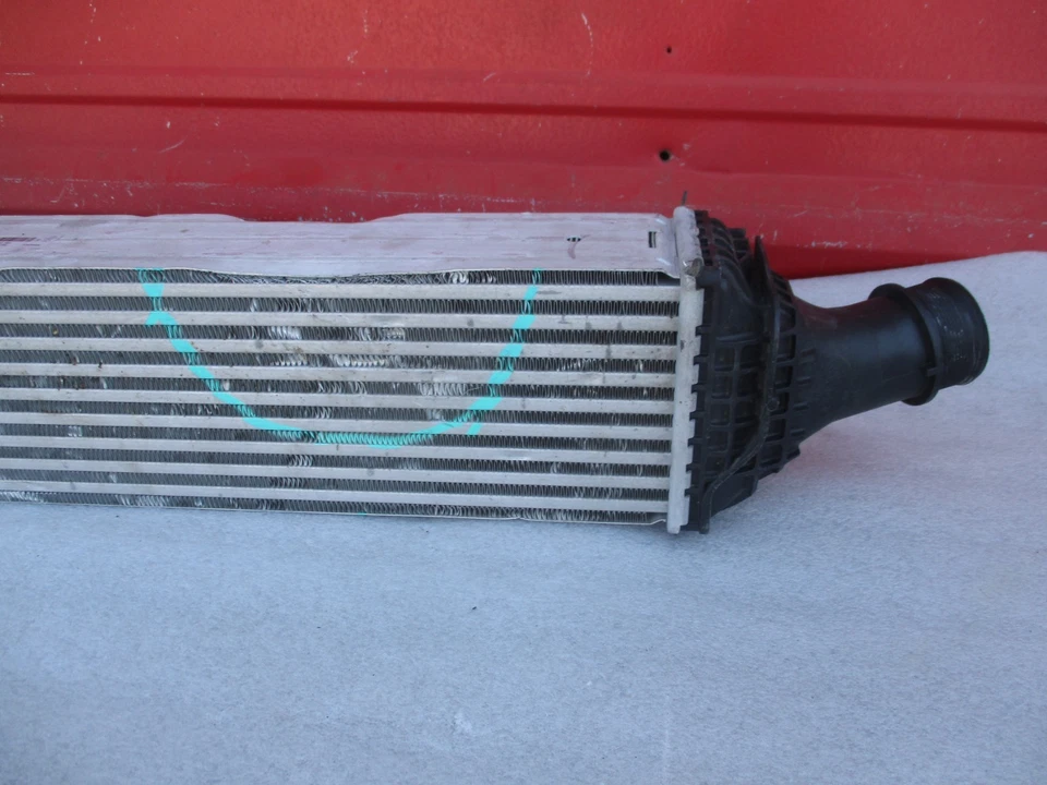 Audi Q5 2018-2025 motor 2,0 L turbocompresor intercooler OEM 80A145805J Foto 3 de 4