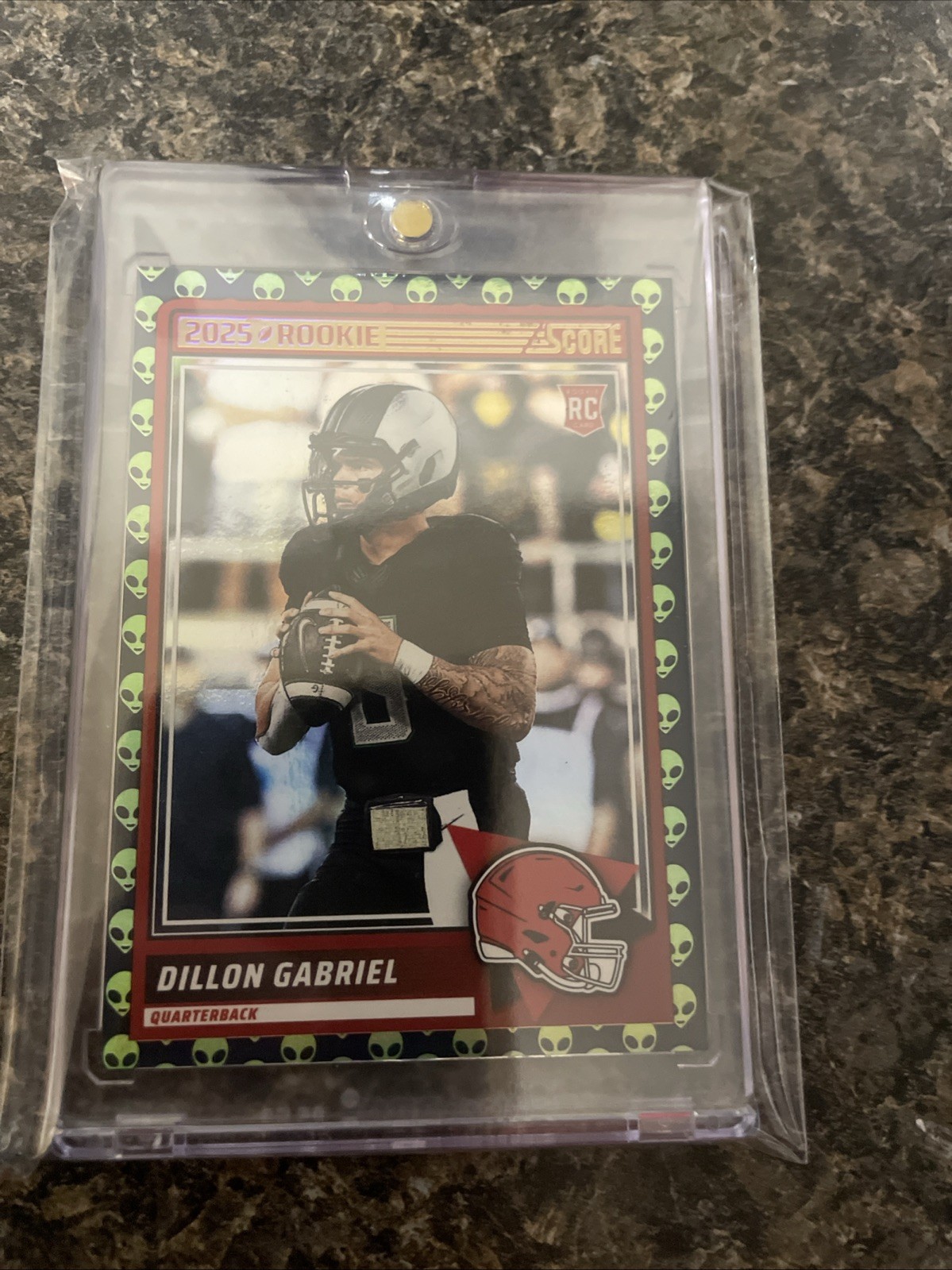 2025 Score - Rookies Dillon Gabriel #41 Extraterrestrial (RC)