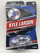 Kyle Larson 5 Hendrickcars.com 2026 NASCAR Authentics Wave 4 1:64 Diecast
