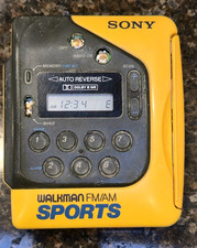 SONY WALKMAN SPORTS WM-F2078 AM, FM, Cassette Player