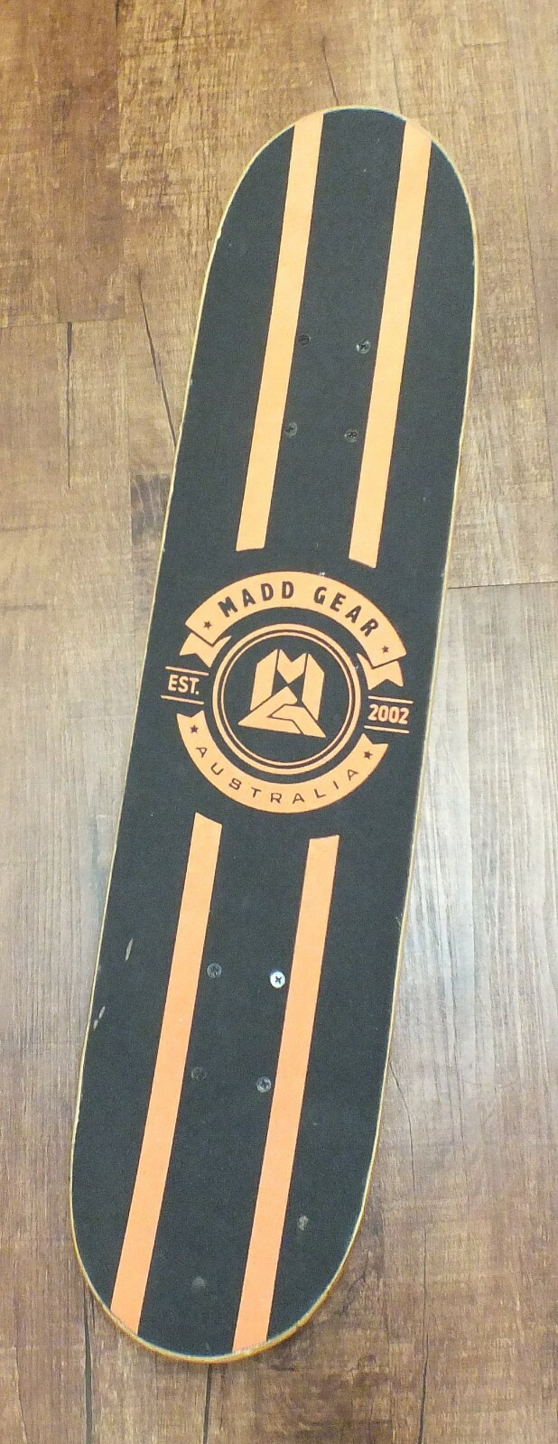 Mad Gear Australia 31" (inch) Man on the Mood Skate Board w/ High Speed Wheels