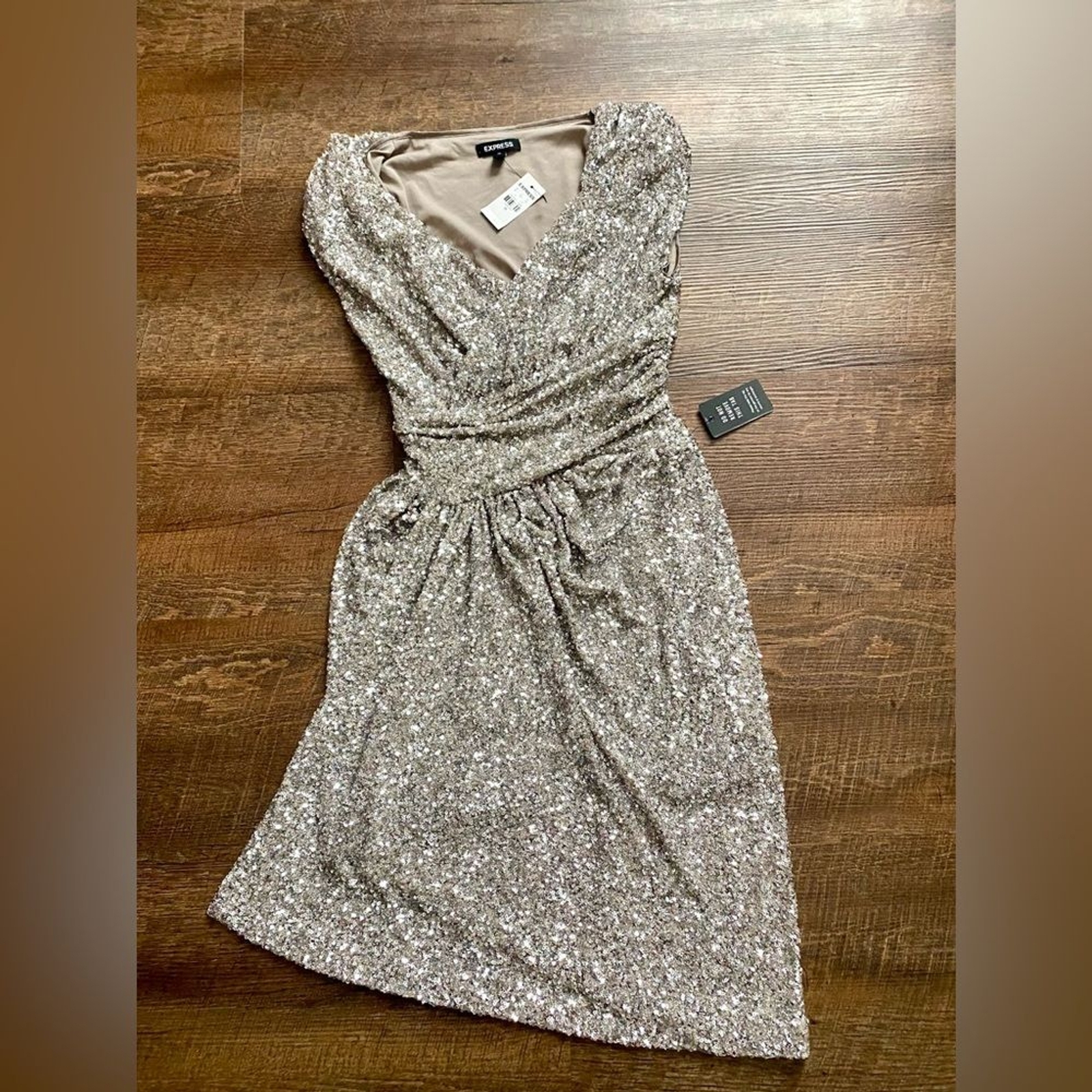 EXPRESS sleeveless silver sequin asymmetrical dre… - image 12