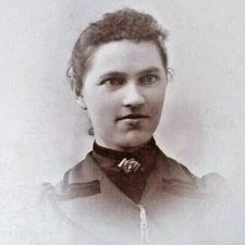 Forest City Iowa Cabinet Photo Carrie Jurgenson Pretty Young Woman ID'd 1890's