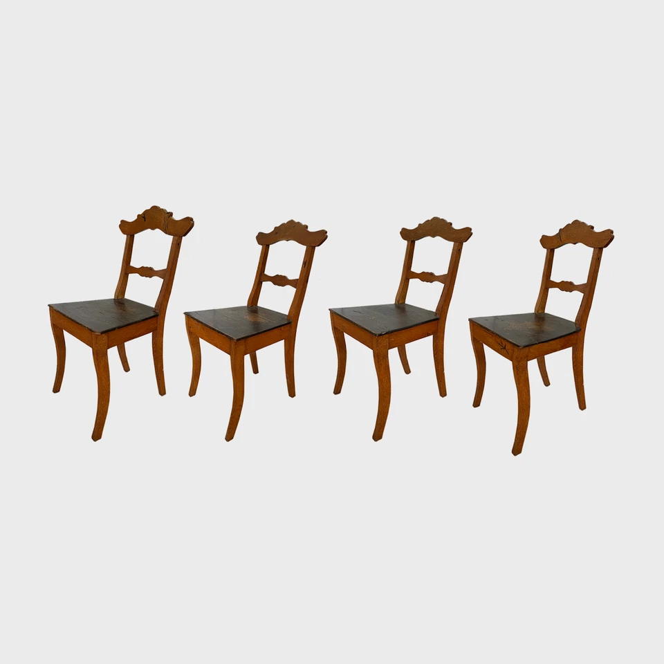 Juego de 4 sillas Biedermeier rústicas suecas de la década de 1820 Foto 4 de 4