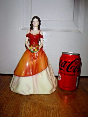 ROYAL DOULTON Figurine ~ Pretty Ladies ~ Linda ~ HN5019 ~ 1st ~ Excellent