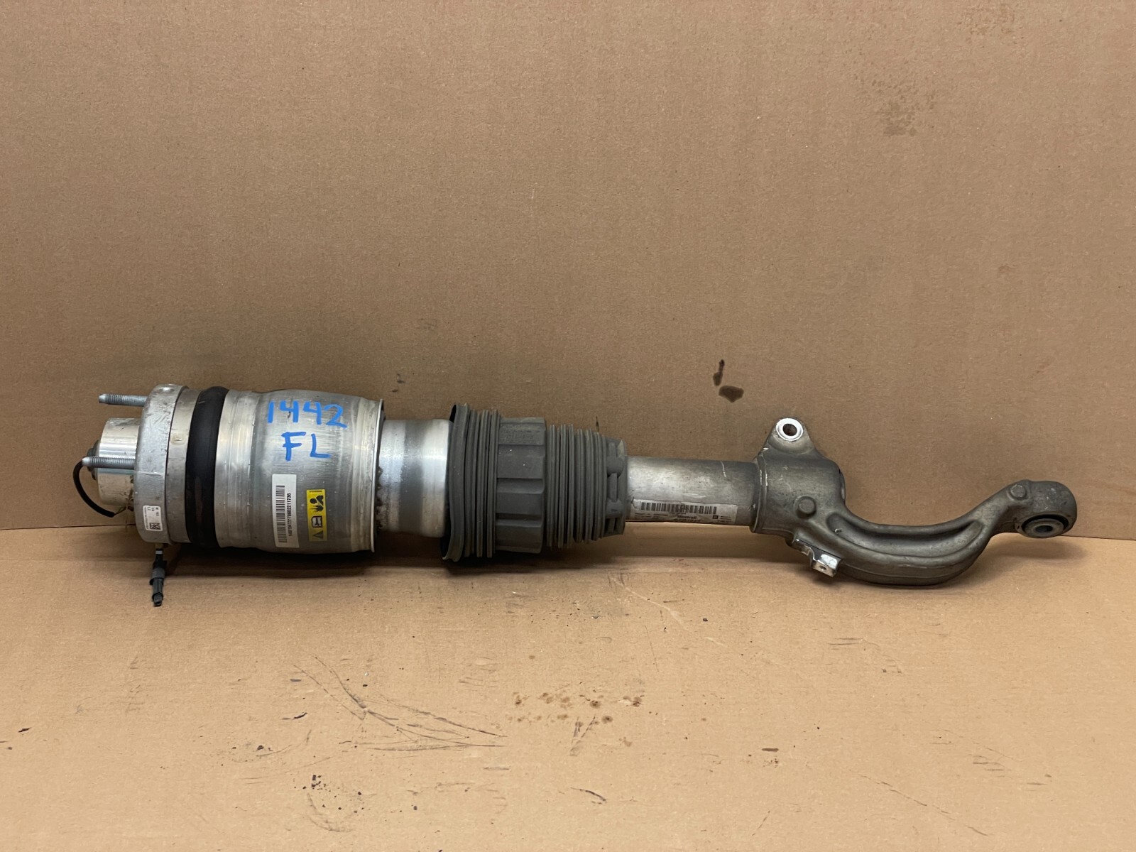 2017 2018 Maserati Levante Front Left Driver Shock Strut Absorber 1442 OEM