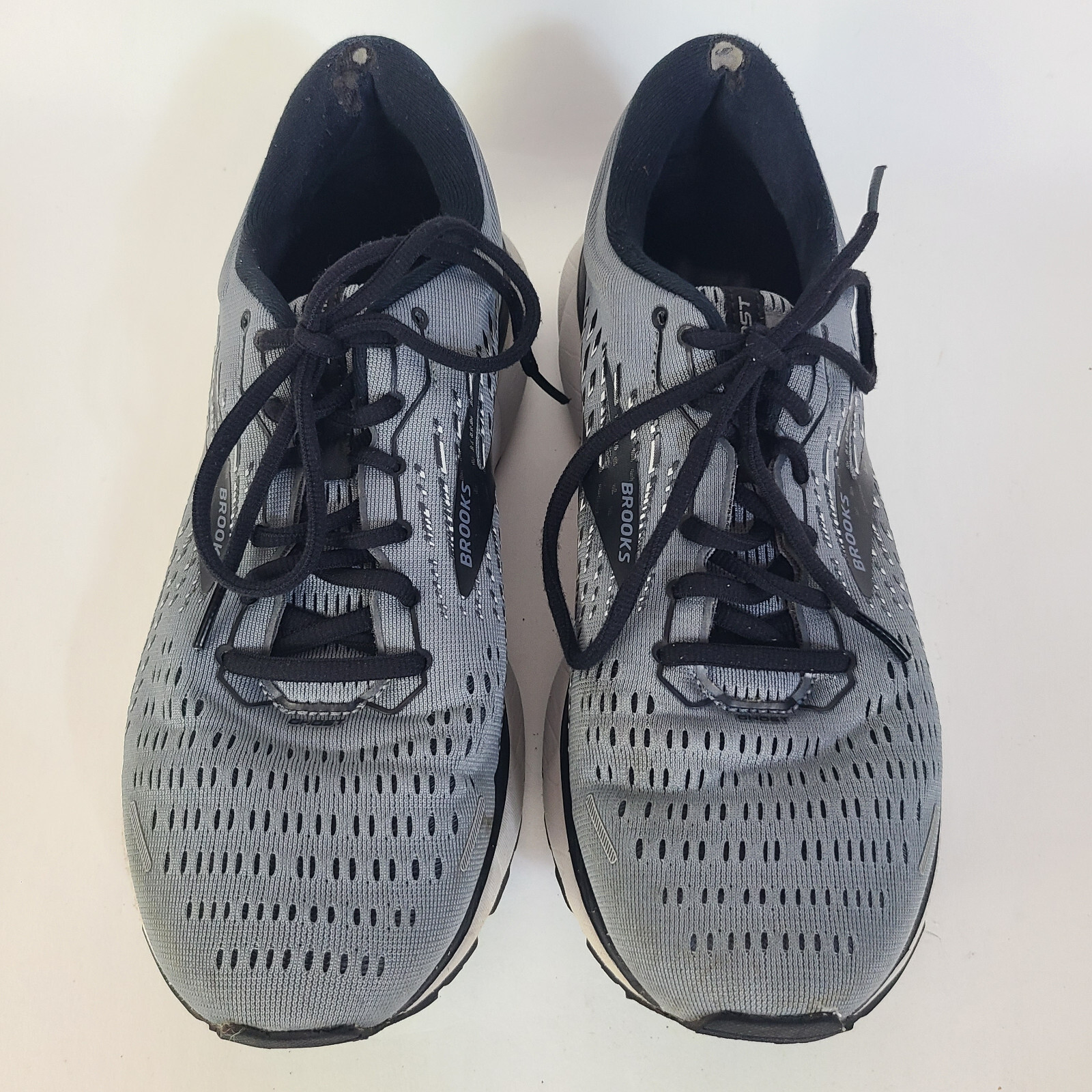 Brooks Ghost 13 Running Sneaker Shoes Men's Size US 9… Gem