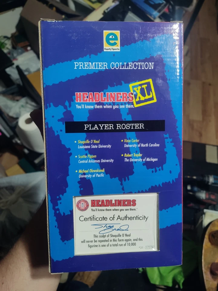 Shaquille O'Neal 1999 Headliners XL Firmado con Uniforme CofA LSU - Autografiado Foto 2 de 4