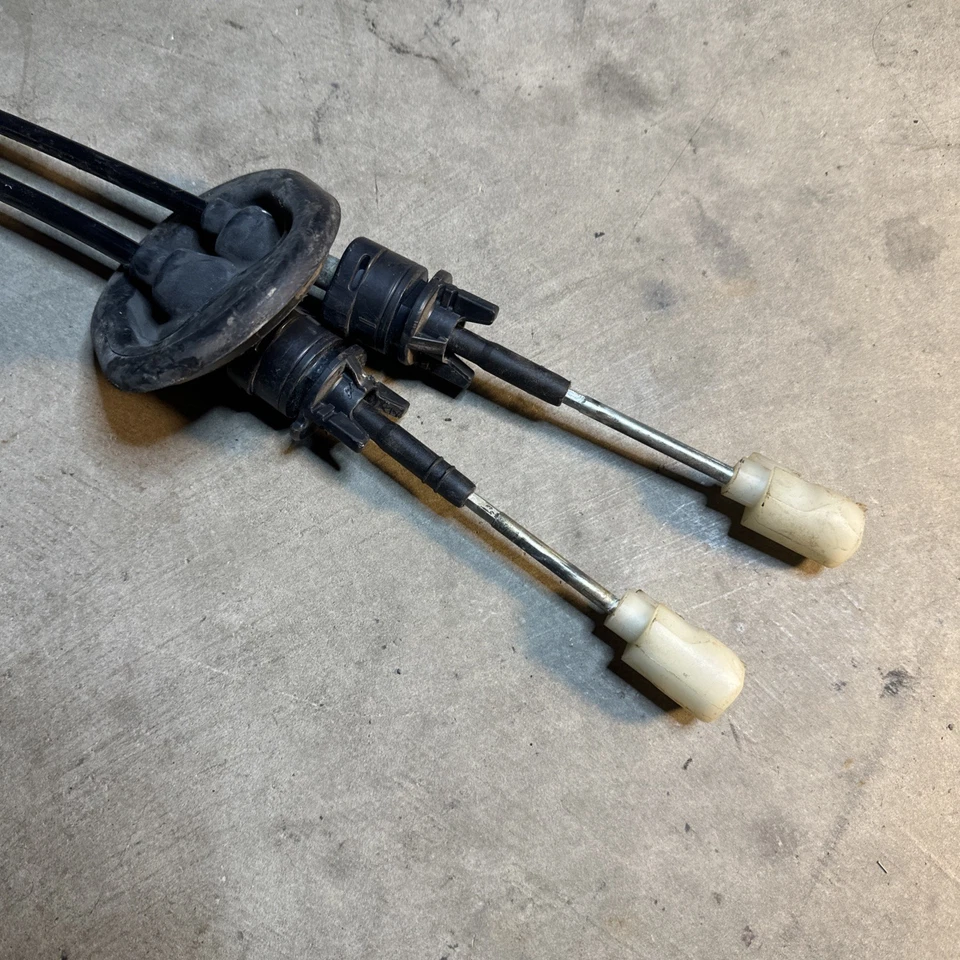 2004 HONDA CIVIC SI EP3 K20A3 2.0L OEM 5 SPEED SHIFTER BOX N CABLES ASSY #9567 - Image 2 of 4