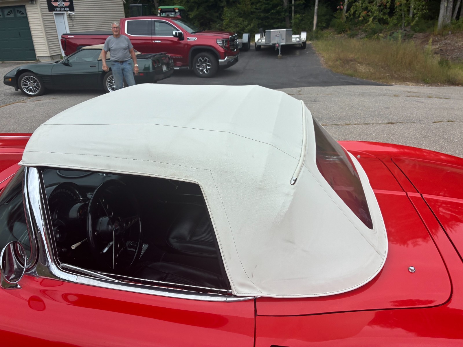 1961 Red Chevrolet Corvette   | C1 Corvette Photo 9
