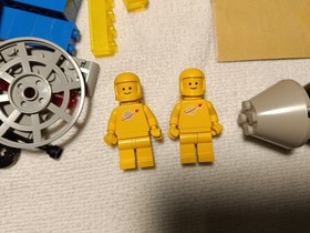 Lego 6950 Mobile Rocket Transport CLASSIC SPACE Space Astronauts