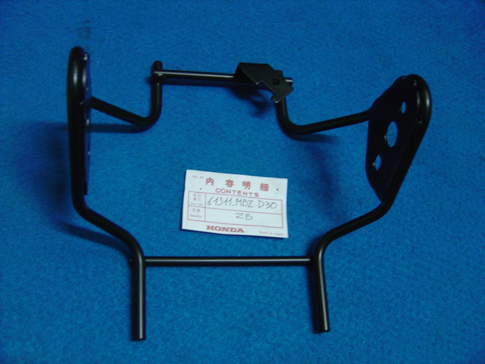 Support de phare de 600CBF 2000-01 HONDA 61311-MBZ-D30ZB pour corriger le faisceau vibrant