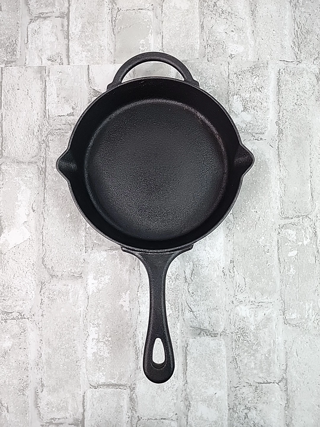 Pioneer Woman Cast Iron Skillet 8” Pan With Dual Spout And Pouring Handle