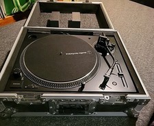 Audio Technica AT-LP120XUSB Turntable Record Player W Odyssey Travel Case DJ
