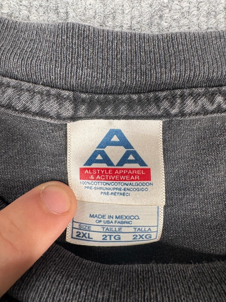 Vintage Pink Floyd Dark Side of the Moon T-Shirt 2XL – Alstyle Mexico Black - Image 2 of 4