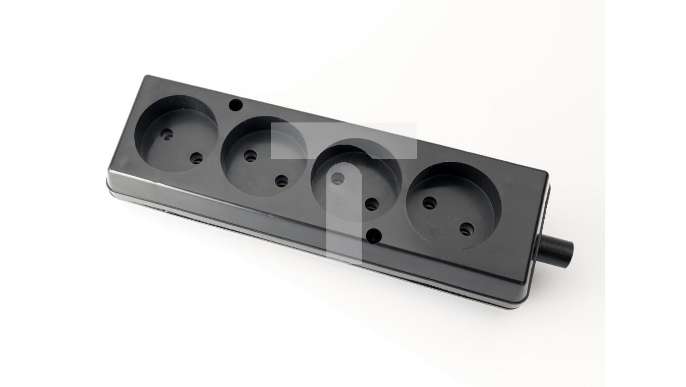 Four-way portable socket 16A 2P 250V black GN-460 /T2UK