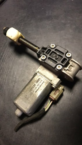 BMW E60 E61 E65 Stellmotor Motor Antrieb 8316628