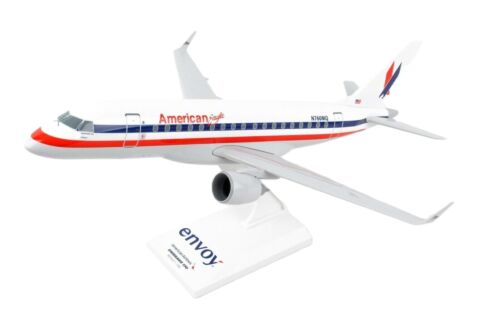 Skymarks SKR1104 American Eagle Envoy Air ERJ-170 Desk 1/100 Model AV Airplane