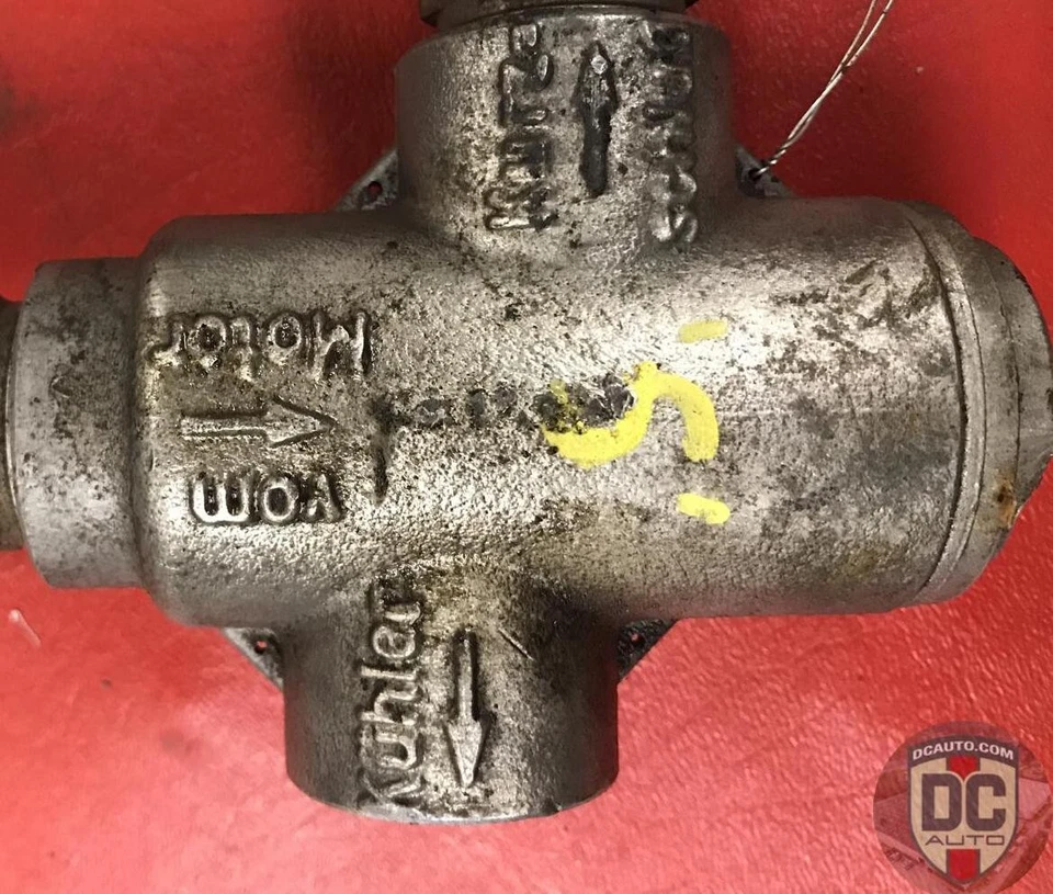 1969-1973 Porsche 911 Oil Thermostat 90110780101 - Image 3 of 4