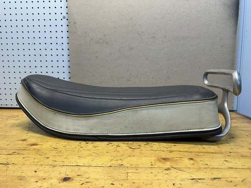 Harley-Davidson Chummy Bench Seat Panhead Shovelhead Sportster Original - Picture 6 of 17
