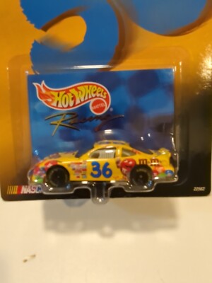 ミニカー Hot Wheels NASCAR 36 M&M's 1:64 PREMIUM CAR! NASCAR 2000 1:64 M&M'S 36 PONTIAC GRAND PRIX KEN