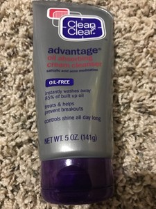 CLEAN-CLEAR-Advantage-Oil-Absorbing-Cream-Cleanser-EXP-03-18