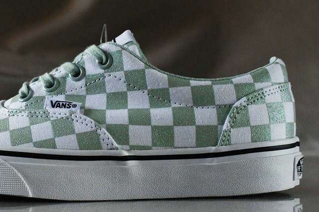 vans doheny vs authentic