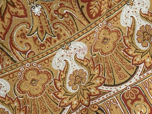 Williams Sonoma 90” Round Tablecloth Printed Paisley Rust Red Cream Classic - Picture 12 of 14