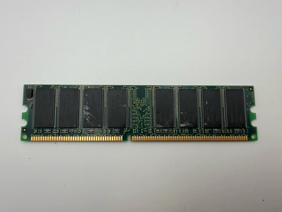 Hynix 512MB DDR400 PC3200U CL3 RAM HYMD264646B8J-D43 sin probar Foto 2 de 2