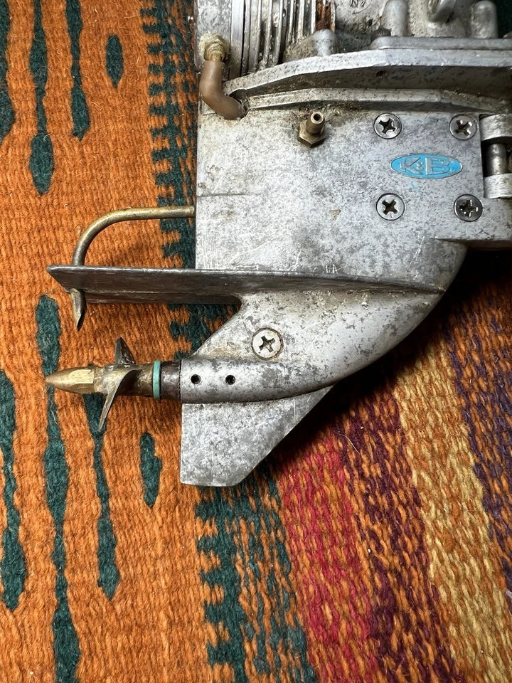 Motor fueraborda K&B 3,5 Nitro 2 tiempos brillante R/C barco marino sin probar Foto 4 de 4