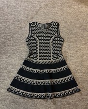 BCBGMAXAZRIA Women's Black And Cream Sleeveless V-Neck Dress, L, Knee Length