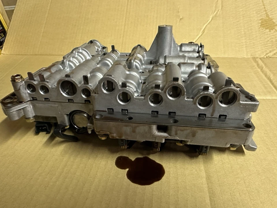 2005 Subaru Impreza EJ253 4EAT трансмиссионный клапан корпус PN/G4226035 с соленоидами - Изображение 3 из 4