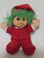 VINTAGE RUSS Christmas Troll Doll Plush 2338 Red Santa Elf Hat Green Hair