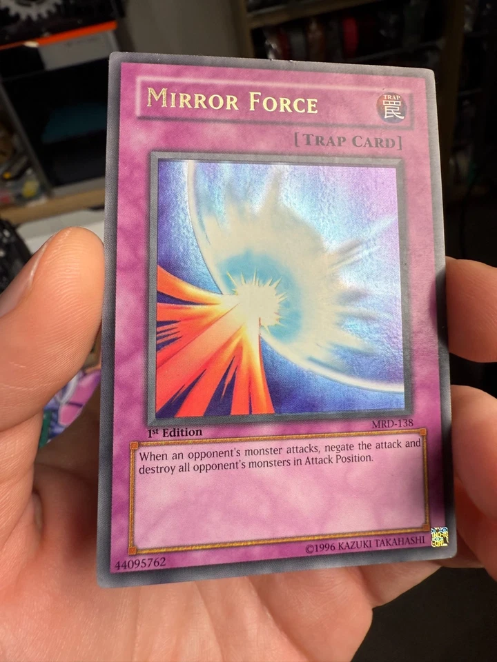 Mirror Force MRD-138 Metal Raiders 1st Edition Ultra Rare NA Baby Foil Shift - Image 4 of 4