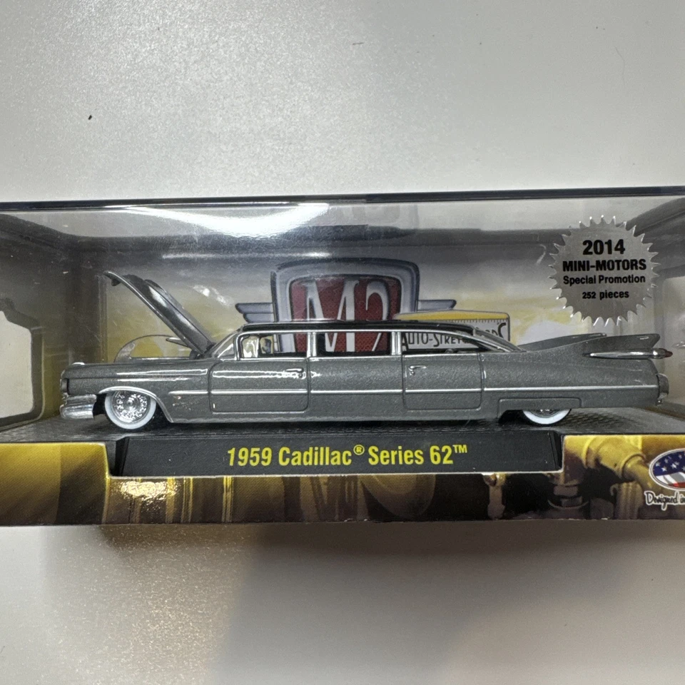 M2 Machines 2014 Mini Motors Special Promotion 1959 Cadillac Series 62 - 252 Pcs - Image 2 of 4