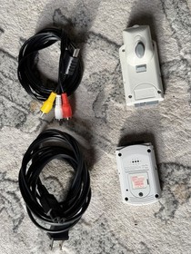 Sega Dreamcast Console BUNDLE HKT-3020 w/ OEM controllers, VMU Memory! Excellent